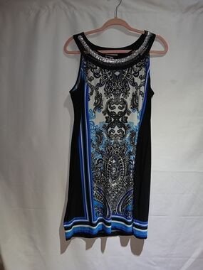 Embellished Neckline Sleeveless Mini Dress in Black & Blue